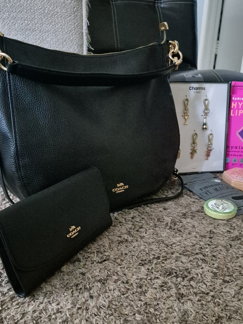 GORGEOUS CHELSEA COACH/GIFT SET